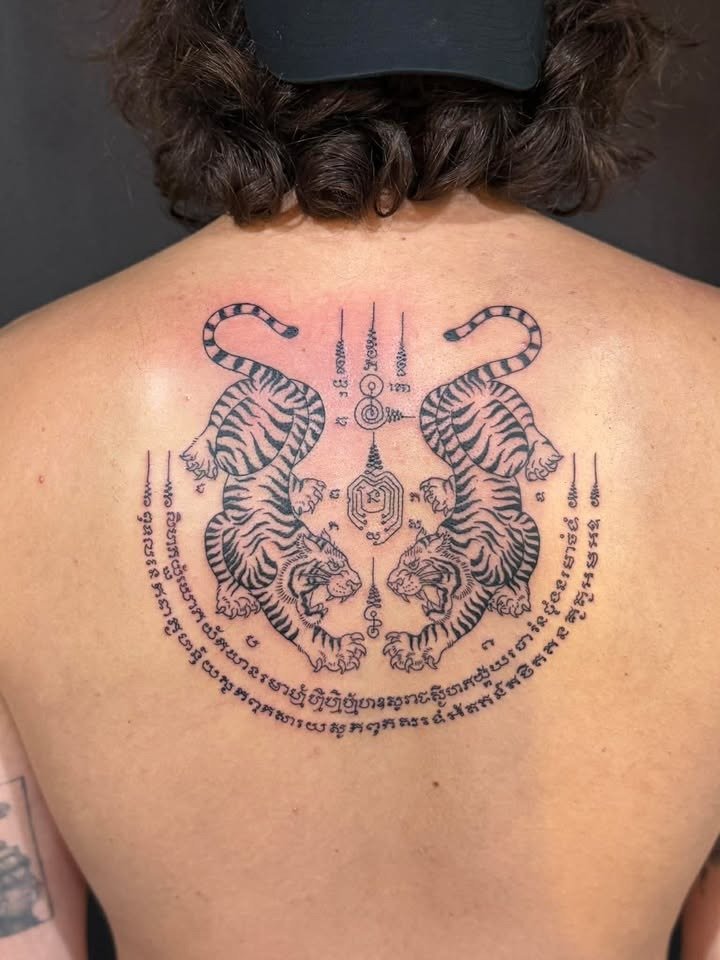 สักยันต์ Sak Yant — RUN INK TATTOO BANGKOK